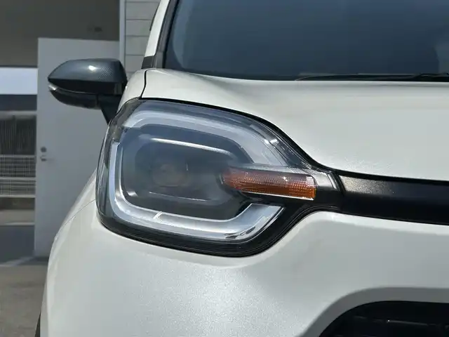 トヨタ シエンタ ハイブリッド Z 福岡県 2022(令4)年 2.6万km ホワイトパールクリスタルシャイン 純正10.5型ディスプレイオーディオナビ(フルセグTV/BT)全方位モニタトヨタセーフティコーナーセンサー両側電動パワスラレーダークルコンドラレコETCUSB純正フロアマット純正LEDライトプッシュスタートスマートキースペアキー