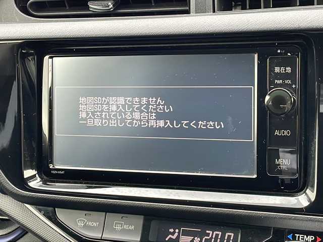 トヨタ アクア S 山形県 2015(平27)年 7.2万km グレーメタリック 禁煙車/純正ナビ(CD.DVD.BT.SD)/フルセグ/バックカメラ/ETC/ドライブレコーダー/ヘッドライトレベライザー/プッシュスタート/スマートキー
