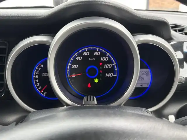 ホンダ Ｎ ＢＯＸ カスタム G Lパッケージ 宮城県 2013(平25)年 7.4万km プレミアムホワイトパール 登録時走行距離73250km/社外SDナビ/フルセグTV/CD/DVD/Bluetooth/バックカメラ/片側パワースライド/プッシュスタート/スマートキー/HIDライト/ETC/純正フロアマット/ドアバイザー/電動格納ミラー/純正アルミホイール