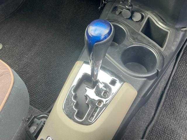 トヨタ アクア G 岩手県 2013(平25)年 13.6万km ブラックマイカ ドアバイザー/スマートキー/ETC/バックカメラ/ドラレコ/シートヒーター/電動格納ミラー/LEDヘッドライト