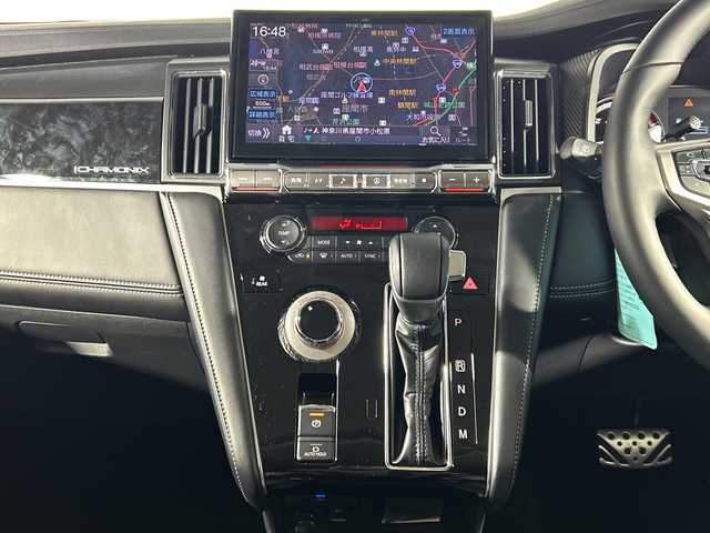 三菱 デリカＤ：５ シャモニー 神奈川県 2024(令6)年 1万km パールⅡ ４WD/ディーゼルターボ/LED照明付電動サイドステップ/社外アルパイン11型メモリーナビゲーション【EX11NX】/フルセグ　CD DVD　Bluetooth　SD　HDMI　AUX　iPod/マルチアラウンドビューモニター【自動防眩ルームミラー】/両側電動スライドドア/パワーバックドア/セーフティアシスト/衝突被害軽減ブレーキシステム/車線逸脱警報システム/レーダークルーズコントロール/オートマチックハイビーム/誤発進抑制機能/後側方車両検知警報システム/後退時車両検知警報システム/オートストップ＆ゴー/ハーフレザーシート/運転席パワーシート/前席シートヒーター/革巻きステアリング/パドルシフト/ステアリングヒーター/アルミペダル/電動パーキングブレーキ/オートブレーキホールド/プッシュスタート/スマートキー/LEDヘッド/フォグランプ/オートライト/純正18インチアルミホイール/純正リアスポイラー