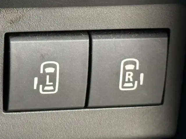 スズキ ソリオ バンディット HV MV 福岡県 2022(令4)年 5万km ピュアホワイトP 純正１０型ナビ／フルセグＴＶ　/ビルトインＥＴＣ　/レーダークルコン　/コーナーセンサー　/衝突被害軽減　/レーンキープ　/アイドリングストップ　/ＨＵＤ　/両側電動スライドドア　/シートヒーター　/純正１５インチＡＷ