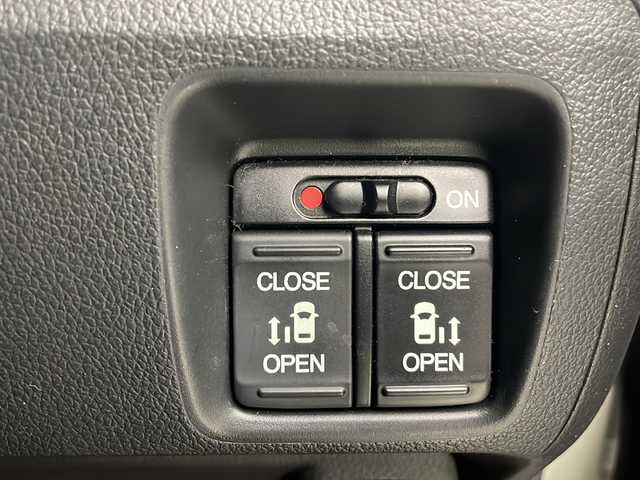 ホンダ Ｎ ＢＯＸ カスタム G ターボ Aパッケージ 茨城県 2014(平26)年 2.8万km プレミアムホワイトパール 禁煙車/純正ナビ/バックカメラ/ＥＴＣ/無限スポーツマフラー/無限スポーツペダル/無限フロアマット/パドルシフト/ドアバイザー/両側電動スライドドア/ＩＤＥＡＬブレーキキャリパー/ＩＤＥＡＬブレーキローター/ＩＤＥＡＬブレーキホース/社外車高調/社外17インチアルミホイール/ＨＩＤヘッドライト/クルーズコントロール/リアコーナーセンサー/あんしんパッケージ