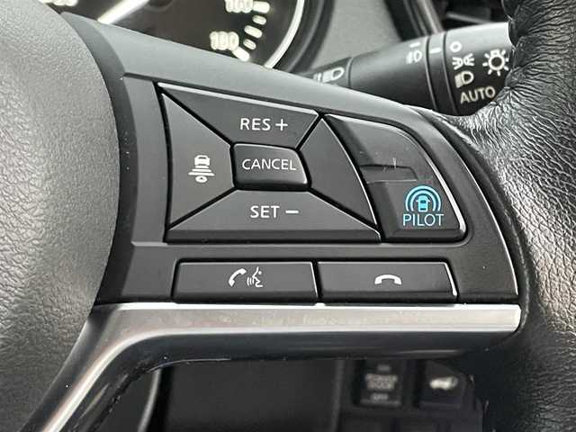 日産 エクストレイル 20Xi 東京都 2018(平30)年 6.9万km ダイヤモンドブラック エマージェンシーブレーキ/レーンキープアシスト/プロパイロット/純正9型ナビ/フルセグＴＶ／Ｂｌｕｅｔｏｏｔｈ/HDMI/USB/アラウンドビューモニター/ルーフレール/オートバックドア/デジタルインナーミラー/純正１８ＡＷ/ドライブレコーダー/ETC/保証書／取説／スペアキー1本有り