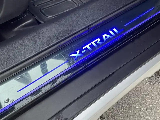 日産 エクストレイル 20Xi 東京都 2018(平30)年 6.9万km ダイヤモンドブラック エマージェンシーブレーキ/レーンキープアシスト/プロパイロット/純正9型ナビ/フルセグＴＶ／Ｂｌｕｅｔｏｏｔｈ/HDMI/USB/アラウンドビューモニター/ルーフレール/オートバックドア/デジタルインナーミラー/純正１８ＡＷ/ドライブレコーダー/ETC/保証書／取説／スペアキー1本有り