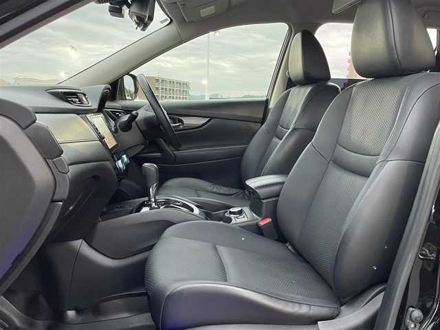 日産 エクストレイル 20Xi 東京都 2018(平30)年 6.9万km ダイヤモンドブラック エマージェンシーブレーキ/レーンキープアシスト/プロパイロット/純正9型ナビ/フルセグＴＶ／Ｂｌｕｅｔｏｏｔｈ/HDMI/USB/アラウンドビューモニター/ルーフレール/オートバックドア/デジタルインナーミラー/純正１８ＡＷ/ドライブレコーダー/ETC/保証書／取説／スペアキー1本有り