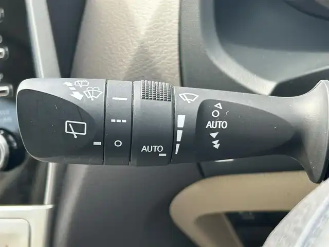 トヨタ ランドクルーザー プラド TX Lパッケージ マットブラED 福岡県 2023(令5)年 2.7万km ホワイトパールクリスタルシャイン １オーナー/７人/サンルーフ/純正ナビ/全方位カメラ/ルーフレール/レザーシート/前席パワーシート/シートヒーター/エアーシート/ＥＴＣ２．０/ＭＴモード/ＢＳＭ/ＵＳＢ/取説/保証書