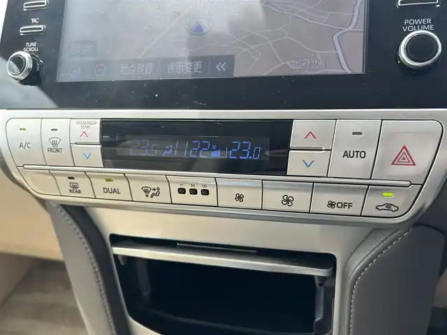 トヨタ ランドクルーザー プラド TX Lパッケージ マットブラED 福岡県 2023(令5)年 2.7万km ホワイトパールクリスタルシャイン １オーナー/７人/サンルーフ/純正ナビ/全方位カメラ/ルーフレール/レザーシート/前席パワーシート/シートヒーター/エアーシート/ＥＴＣ２．０/ＭＴモード/ＢＳＭ/ＵＳＢ/取説/保証書