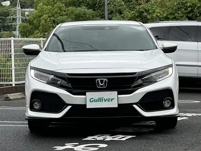 ホンダ シビック ハッチバック 長崎県 2019(平31)年 6.7万km ホワイトオーキッドパール 取説/保証書/ナビ説明書/スペアキー/Gathersナビ　VXM-194VFi/フルセグ/CD、DVD/iPod/AM、FM/BTオーディオ/バックカメラ/アダプティブクルーズコントロール/ステアリングリモコン/パドルシフト/オートライト/プッシュスタート/ビルトインETC/衝突軽減システム/路外逸脱防止システム/電格ウィンカーミラー/DN席オートパワーウィンドウ/DN席シートヒーター/電動パーキング/オートブレーキホールド/社外ドラレコ/ドアバイザー/アイドリングストップオフスイッチ/VTECTURBO/スペアキー