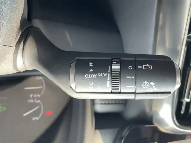 レクサス ＬＸ 600 福岡県 2023(令5)年 0.9万km グラファイトブラックガラスフレーク ワンオーナー/純正メーカーナビ/（Bluetooth対応/フルセグTV/AM/FM）/サンルーフ/アラウンドビューモニター/後席モニター/ブラインドスポットモニター/置くだけ充電/前席パワーシート（運転席メモリ付き）/クルーズコントロール/パドルシフト/前席シートヒーター/ステアリングヒーター/ドライブレコーダー/パワーバックドア/バックカメラ/ETC2.0/レザーシート/ステップ/プッシュスタート/禁煙車/保証書/取扱説明書/スマートキー