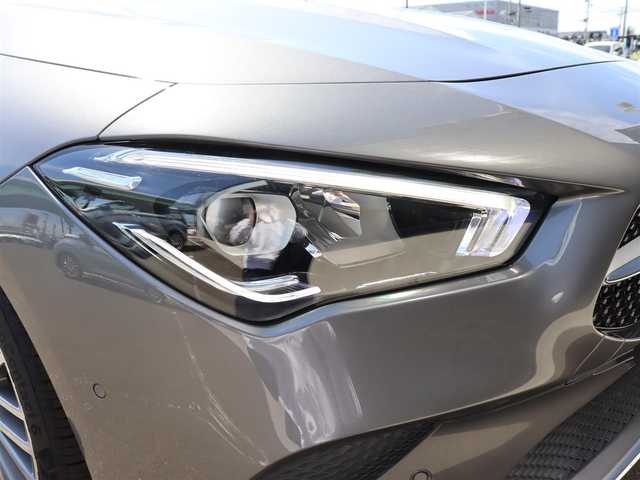 メルセデス・ベンツ ＣＬＡ２００ｄ シューティングブレーク 宮城県 2021(令3)年 3.4万km マウンテングレー ワンオーナー/純正10.25型ナビ【BT/フルセグTV】/パワーテールゲート/バックカメラ/ETC2.0/アダプティブクルーズコントロール/パークトロニック/レーダーセーフティパッケージ/・アダプティブディスタンスアシストディストロニック/・自動再発進機能/・アクティブブレーキアシスト/・緊急回避補助システム/・渋滞時緊急ブレーキ機能/・アクティブブラインドスポットアシスト/・アクティブレーンキーピングアシスト/・アクティブレーンチェンジングアシスト/・アクティブエマージェンシーストップアシスト/IC付ターボ/LEDハイパフォーマンスヘッドランプ/本革巻きステアリング/パドルシフト/合皮/ファブリックコンビシート/メモリーシート(DN席)/前席パワーシート/シートヒーター/純正18インチアルミホイール/キーレスゴー/禁煙車