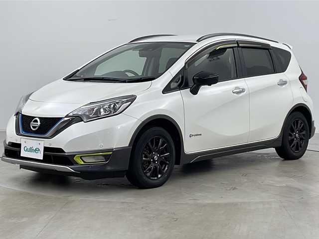 日産 ノート e-パワーX FOUR シーギアリミテッド 道央・札幌 2020(令2)年 4.9万km ブリリアントホワイトパール ・4WD/・純正ナビ&CD&DVD&BT&AUX&フルセグTV/・全方位カメラ/・インテリジェントエマージェンシーブレーキ/・踏み間違い衝突防止アシスト/・車線逸脱警報/・ふらつき警報/・車線逸脱防止支援システム/・フロント&バックソナー/・横滑り防止装置/・純正前後ドライブレコーダー/・インテリジェントルームミラー/・ルーフレール/・純正エアロ/・2WD/4WD切替/・LEDヘッドライト/・フォグランプ/・オートライト/・オートマチックハイビーム/・スマートキー/・取扱説明書