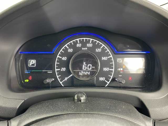 日産 ノート e-パワーX FOUR シーギアリミテッド 道央・札幌 2020(令2)年 4.9万km ブリリアントホワイトパール ・4WD/・純正ナビ&CD&DVD&BT&AUX&フルセグTV/・全方位カメラ/・インテリジェントエマージェンシーブレーキ/・踏み間違い衝突防止アシスト/・車線逸脱警報/・ふらつき警報/・車線逸脱防止支援システム/・フロント&バックソナー/・横滑り防止装置/・純正前後ドライブレコーダー/・インテリジェントルームミラー/・ルーフレール/・純正エアロ/・2WD/4WD切替/・LEDヘッドライト/・フォグランプ/・オートライト/・オートマチックハイビーム/・スマートキー/・取扱説明書