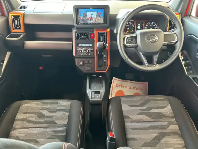 ダイハツ タフト G 埼玉県 2020(令2)年 1.6万km コンパーノレッド スマートアシスト /ガラスルーフ /メモリナビ/　　CD/DVD/BT/フルセグ/バックカメラ /LEDオートライト /シートヒーター /純正15インチアルミホイール /電子パーキング /ステアリングスイッチ