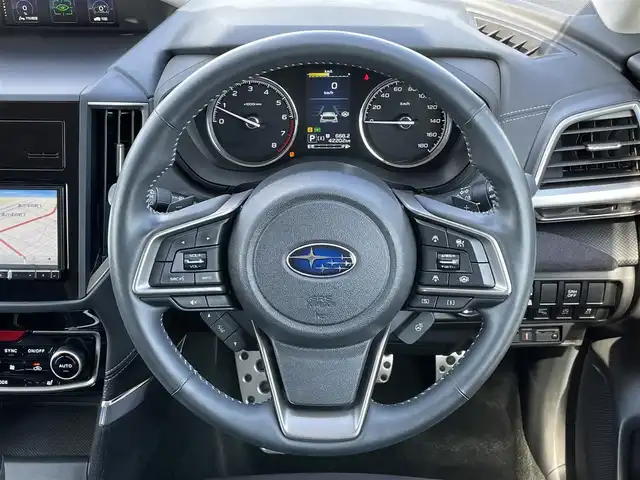スバル フォレスター スポーツ 道央・札幌 2022(令4)年 4.3万km クリスタルブラックシリカ ４WD/社外メモリーナビ/CD/DVD/BT/フルセグ/衝突被害軽減ブレーキ/横滑り防止装置/レーダークルーズコントロール/レーンキープアシスト/リアパーキングセンサー/ブラインドスポットモニター/バック/サイドカメラ/ビルトインETC/XMODE/SI-DRIVE/SRH/アイドリングストップ/前席パワーシート/D席メモリーシート/全席シートヒーター/ハーフレザーシート/革巻きステアリング/ステアリングリモコン/パドルシフト/ハンドルヒーター/電動パーキング/オートブレーキホールド/プッシュスタート/スマートキー/LEDヘッドライト/オートライト/フォグランプ/電動格納ミラー/ウィンカーミラー/ドアバイザー