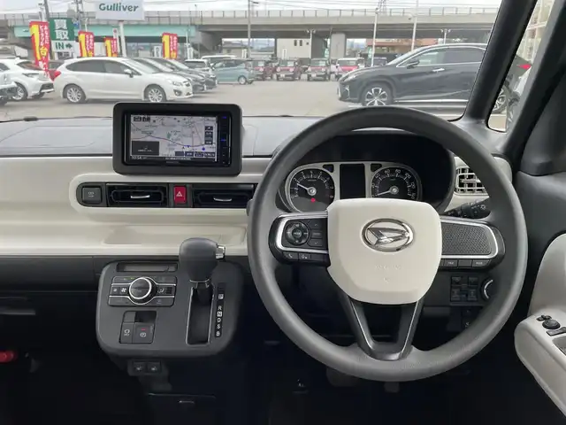 ダイハツ ムーヴ キャンバス ストライプス G 石川県 2022(令4)年 2万km シャイニングホワイトパール/サンドベージュメタリック 社外メモリーナビ/フルセグTV/バックカメラ/両側パワースライドドア/LEDヘッドライト/ドライブレコーダー/スマートアシスト/コーナーセンサー/シートヒーター/スマートキー/プッシュスタート/電動ミラー/ベンチシート/保証書