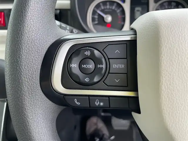 ダイハツ ムーヴ キャンバス ストライプス G 石川県 2022(令4)年 2万km シャイニングホワイトパール/サンドベージュメタリック 社外メモリーナビ/フルセグTV/バックカメラ/両側パワースライドドア/LEDヘッドライト/ドライブレコーダー/スマートアシスト/コーナーセンサー/シートヒーター/スマートキー/プッシュスタート/電動ミラー/ベンチシート/保証書