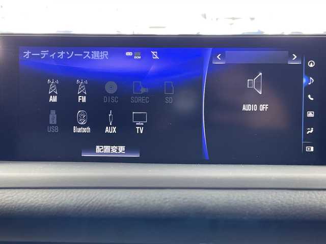 レクサス ＣＴ 200h バージョンC 岐阜県 2020(令2)年 3.3万km ソニッククォーツ 後期10.9インチ純正ナビ/AM FM CD DVD BT USB ブルーレイ フルセグ AUX SD/バックカメラ/前後クリアランスソナー/ハーフレザーシート/D＋N席シートヒーター・パワーシート/D席ポディションメモリ/革巻きステアリング/ステアリングスイッチ/レーダークルーズコントロール/レーンキープアシスト/LDA/PCS/PKSA/PKSB/ステアリングヒーター/パドルシフト/ビルトインETC2.0/純正ドライブレコーダー/スマートキー/LEDヘッドライト/LEDオートライト/オートハイビーム/純正AW/トノカバー/取扱説明書/保証書