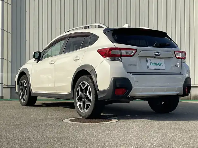 スバル インプレッサ ＸＶ 富山県 2017(平29)年 9.3万km クリスタルホワイトP ブラックレザーセレクション／/純正８インチナビ／/フルセグＴＶ／/ＤＶＤ再生／/Ｂｌｕｅｔｏｏｔｈ／/Ｂカメラ／/Ｄレコーダー／/ビルトインＥＴＣ／/レーダークルーズコントロール／/レーンキープアシスト／/前席シートヒーター／/前席パワーシート//LEDオートライト//フォグライト//コーナーセンサー