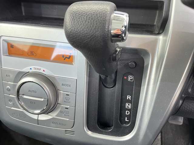 スズキ ハスラー G 栃木県 2018(平30)年 3.1万km フェニックスレッドパール/ブルーイッシュブラックパール カロッツェリアナビ/(CD/DVD/ワンセグTV/Bluetooth/SD)/バックカメラ/ETC/レーダーブレーキサポート/禁煙車/シートヒーター/アイドリングストップ/スマートキー/プッシュスタート/社外フロアマット/衝突軽減システム/横滑り防止装置