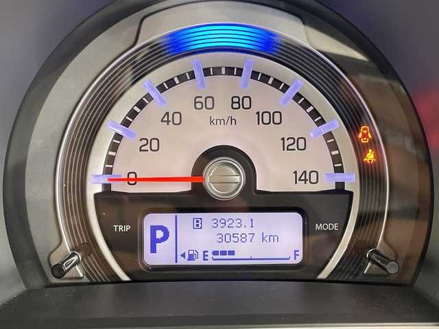 スズキ ハスラー G 栃木県 2018(平30)年 3.1万km フェニックスレッドパール/ブルーイッシュブラックパール カロッツェリアナビ/(CD/DVD/ワンセグTV/Bluetooth/SD)/バックカメラ/ETC/レーダーブレーキサポート/禁煙車/シートヒーター/アイドリングストップ/スマートキー/プッシュスタート/社外フロアマット/衝突軽減システム/横滑り防止装置