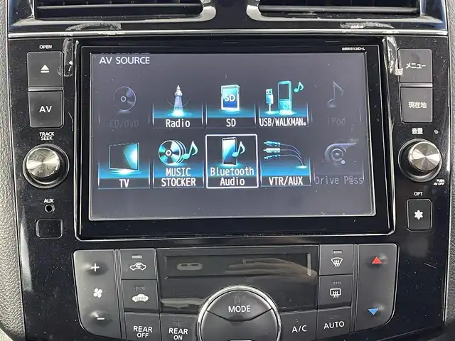 日産 セレナ ハイウェイS G S HV Aセーフ 埼玉県 2014(平26)年 7.3万km タイガーアイブラウン 純正8インチナビ/(Bluetooth/USB/ipod/VTR/AUX/CD/DVD/AM/FM)/地デジフルセグ/全方位カメラ/純正フリップダウンモニター/前方ドライブレコーダー/ETC/両側パワースライドドア/車線逸脱警報/クルーズコントロール/衝突軽減ブレーキ/ECOモード/アイドリングストップ/プッシュスタート/フロントフォグランプ/純正フロアマット/純正ドアバイザー/社外16インチアルミホイール/純正16インチアルミホイール付195/60R16サマータイヤ×4車載/