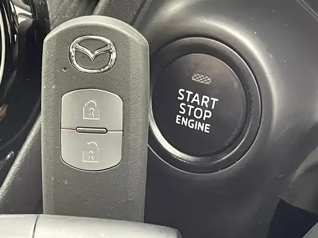 マツダ デミオ XD 群馬県 2017(平29)年 6.2万km ソニックシルバーM マツダコネクトナビ　Ｂｌｕｅｔｏｏｔｈ　バックカメラ　純正アルミホイール１５インチ　ＥＴＣ　スマートキー　プッシュスタート　スペアキー　ステアリングスイッチ　ＭＴモード付　電格ミラー　ターボ　禁煙車