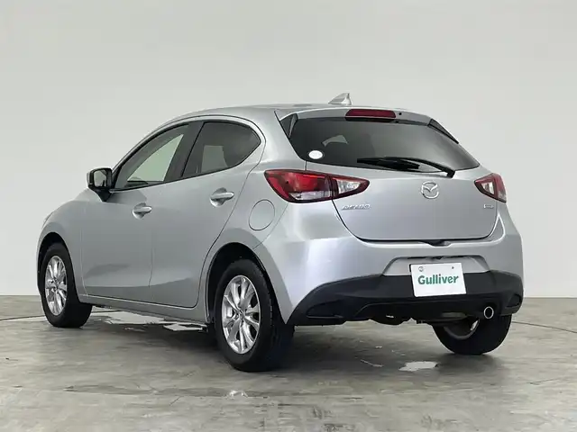 マツダ デミオ XD 群馬県 2017(平29)年 6.2万km ソニックシルバーM マツダコネクトナビ　Ｂｌｕｅｔｏｏｔｈ　バックカメラ　純正アルミホイール１５インチ　ＥＴＣ　スマートキー　プッシュスタート　スペアキー　ステアリングスイッチ　ＭＴモード付　電格ミラー　ターボ　禁煙車