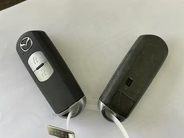 マツダ デミオ XD 群馬県 2017(平29)年 6.2万km ソニックシルバーM マツダコネクトナビ　Ｂｌｕｅｔｏｏｔｈ　バックカメラ　純正アルミホイール１５インチ　ＥＴＣ　スマートキー　プッシュスタート　スペアキー　ステアリングスイッチ　ＭＴモード付　電格ミラー　ターボ　禁煙車