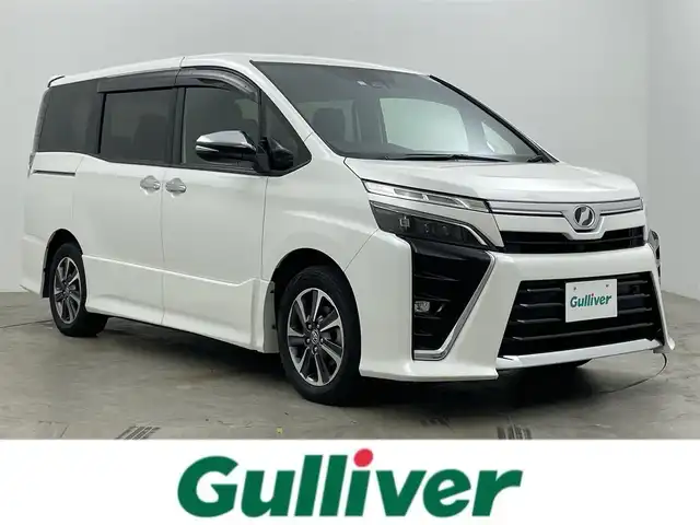トヨタ ヴォクシー ZS 煌Ⅱ 岡山県 2019(平31)年 5.7万km ホワイトパールクリスタルシャイン 社外SDナビ/（CD/DVD/BT)/両側パワースライドドア/LEDヘッドライト/オートライト/クルーズコントロール/ETC/USB/フロアマット/純正16インチアルミ