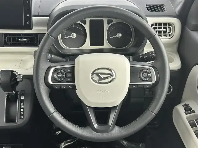 ダイハツ ムーヴ キャンバス ストライプス G ターボ 埼玉県 2024(令6)年 0.6万km シャイニングホワイトパール/レーザーブルークリスタルシャイン 純正９インチディスプレイオーディオ　Ｂｌｕｅｔｏｏｔｈ　全方位カメラ　両側電動スライドドア　シートヒーター　ＥＴＣ　ドラレコ　ウェルカムオープン機能　追従走行　スマートアシスト　置くだけ充電　ＬＥＤ