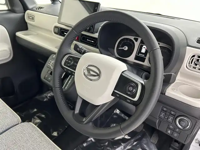 ダイハツ ムーヴ キャンバス ストライプス G ターボ 埼玉県 2024(令6)年 0.6万km シャイニングホワイトパール/レーザーブルークリスタルシャイン 純正９インチディスプレイオーディオ　Ｂｌｕｅｔｏｏｔｈ　全方位カメラ　両側電動スライドドア　シートヒーター　ＥＴＣ　ドラレコ　ウェルカムオープン機能　追従走行　スマートアシスト　置くだけ充電　ＬＥＤ