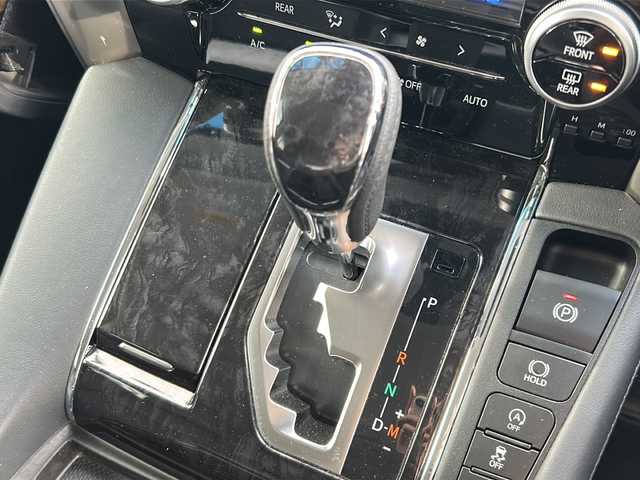 トヨタ ヴェルファイア Z Gエディション 山形県 2019(平31)年 5.1万km ホワイトパールクリスタルシャイン ４WD/トヨタセーフティセンス/純正SDナビ/（AM/FM/TV/BT/CD/DVD）/レーダークルーズコントロール/TRD　エアロ/純正AW/ETC/バックカメラ/コーナーセンサー/フリップダウンモニター/パワーバックドア/前後ドライブレコーダー/社外フロアマット/シートヒーター/エアーシート/パワーシート/両側パワースライドドア/フロントワイパーデアイサー/電動格納ミラー/ステアリングヒーター/オートハイビーム