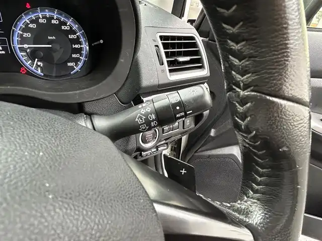 スバル レヴォーグ 1．6GT アイサイト 三重県 2014(平26)年 8.5万km クリスタルホワイトP 登録時84682km/禁煙車/純正ナビ【CN-R300D】/（AM/FM/TV/Bluetooth/HDMI）/フルセグTV/バックカメラ/ETC/レーダークルーズコントロール/ステアリングスイッチ/パドルシフト/アイドリングストップ/アイサイト/衝突軽減システム/レーンキープアシスト/オートライト/純正アルミ/プッシュスタート/スペアキー