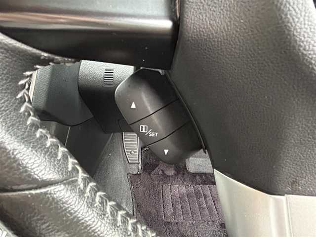 スバル レヴォーグ 1．6GT アイサイト 道東・釧路十勝 2014(平26)年 8.5万km クリスタルホワイトP 登録時84682km/禁煙車/純正ナビ【CN-R300D】/（AM/FM/TV/Bluetooth/HDMI）/フルセグTV/バックカメラ/ETC/レーダークルーズコントロール/ステアリングスイッチ/パドルシフト/アイドリングストップ/アイサイト/衝突軽減システム/レーンキープアシスト/オートライト/純正アルミ/プッシュスタート/スペアキー