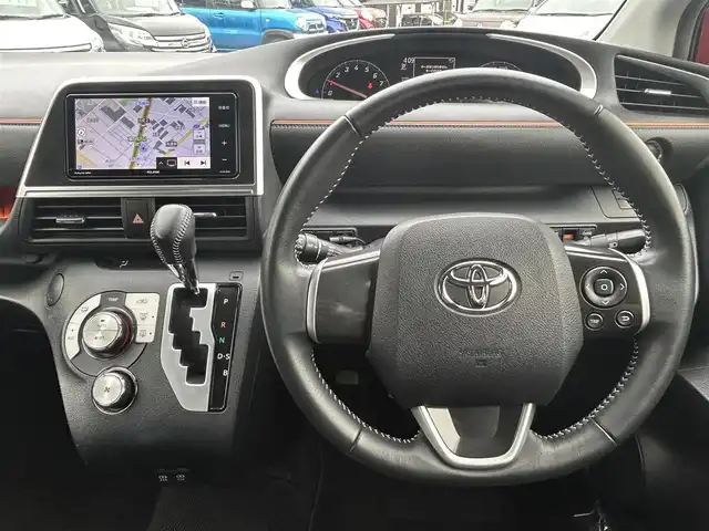 トヨタ シエンタ ファンベースG 愛知県 2019(平31)年 8.7万km ブラックマイカ/センシュアルレッドマイカ スマートキー/プッシュスタート/社外ナビ/フルセグTV/BT/バックカメラ/ビルトインETC/両側パワースライドドア /トヨタセーフティセンス/アイドリングストップ/純正フロアマット/純正ドアバイザー