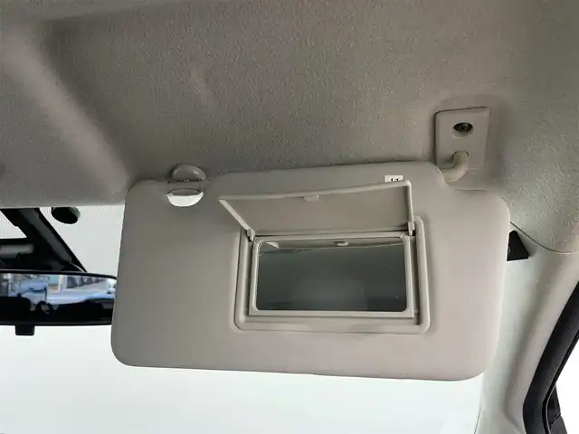 日産 ノート X 千葉県 2016(平28)年 3.7万km インペリアルアンバーP 純正７型ナビ（MC314D-W）　/ＥＴＣ　/禁煙　/衝突軽減ブレーキ　/電動格納サイドミラー　/ハロゲンライト　/スペアタイヤ　/ＩＳＯＦＩＸ　/シートリフター　/ウィンカーミラー　/レーンアシスト　/ドアバイザー　/キーレスエントリー/アイドリングストップ/プッシュスタート/スマートキー/12Vシガーソケット/純正フロアマット