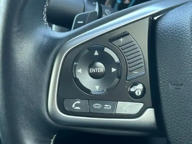 ホンダ シビック セダン 大阪府 2018(平30)年 1.5万km コスミックブルーメタリック 純正SDナビ（フルセグ/BT/USB/DVD)/バックカメラ/クルーズコントロール/衝突被害軽減システム/レーンキープアシスト/横滑り防止装置/シートヒーター/アイドリングストップ/ワンオーナー/MTモード付AT/純正LEDライト/純正LEDライト/純正フロアマット/フロントフォグランプ/ビルトインETC/スペアキー1本/保証書/取扱説明書