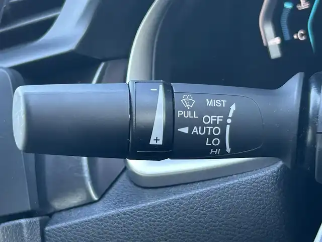 ホンダ シビック セダン 大阪府 2018(平30)年 1.5万km コスミックブルーメタリック 純正SDナビ（フルセグ/BT/USB/DVD)/バックカメラ/クルーズコントロール/衝突被害軽減システム/レーンキープアシスト/横滑り防止装置/シートヒーター/アイドリングストップ/ワンオーナー/MTモード付AT/純正LEDライト/純正LEDライト/純正フロアマット/フロントフォグランプ/ビルトインETC/スペアキー1本/保証書/取扱説明書