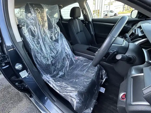 ホンダ シビック セダン 大阪府 2018(平30)年 1.5万km コスミックブルーメタリック 純正SDナビ（フルセグ/BT/USB/DVD)/バックカメラ/クルーズコントロール/衝突被害軽減システム/レーンキープアシスト/横滑り防止装置/シートヒーター/アイドリングストップ/ワンオーナー/MTモード付AT/純正LEDライト/純正LEDライト/純正フロアマット/フロントフォグランプ/ビルトインETC/スペアキー1本/保証書/取扱説明書