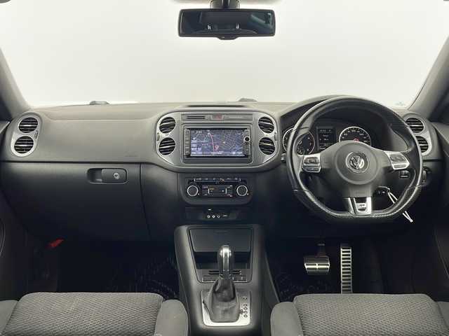 フォルクスワーゲン ティグアン TSI BMテクノ Rライン 栃木県 2015(平27)年 6.9万km 白 純正ナビ/（BT/フルセグ/CD/DVD/AM/FM）/横滑り防止/アイドリングストップ/ETC/バックカメラ/MTモード付AT/純正アルミホイール/純正フロアマット