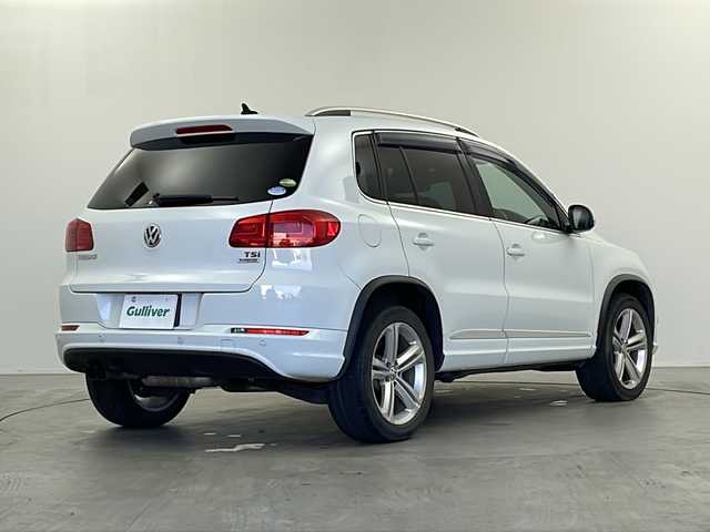 フォルクスワーゲン ティグアン TSI BMテクノ Rライン 栃木県 2015(平27)年 6.9万km 白 純正ナビ/（BT/フルセグ/CD/DVD/AM/FM）/横滑り防止/アイドリングストップ/ETC/バックカメラ/MTモード付AT/純正アルミホイール/純正フロアマット
