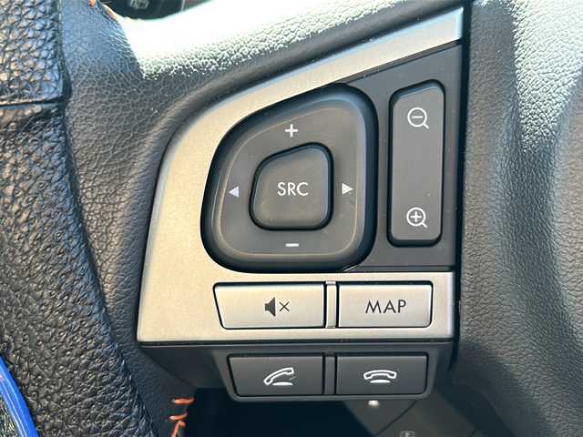 スバル フォレスター Xブレイク 山梨県 2017(平29)年 1.7万km ダークブルーパール アイサイト/　・プリクラッシュブレーキ/　・車線逸脱警報機能/　・スバルリヤビークルディテクション/　・全車速追従機能付きクルーズコントロール/　・車線逸脱抑制機能/社外ディスプレイオーディオ/　(BT/AppleCaｒＰｌａｙ/AndroidAuto/USＢ）/LEDオートライト/LEDフォグランプ/ハーフレザーシート/シートヒーター/純正17インチアルミホイール/ルーフレール/パドルシフト/コーナーセンサー/リモコンキー/ビルトインETC