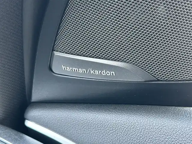 ＢＭＷ Ｘ３ 20d xDrive Mスポーツ 福岡県 2018(平30)年 5.9万km アルピンホワイトⅢ 純正メーカーナビ（AM/FM/BT/CD/DVD/フルセグTV）/ドライビング・アシスト・プロフェッショナル/ブラインドスポットモニター/サンルーフ/バックカメラ/ヘッドアップディスプレイ/Harman/Kardonサウンド/全席シートヒーター/前席パワーシート（運転席メモリ付）/前席エアシート/アクティブクルーズコントロール/ドライブレコーダー/ETC/携帯置くだけ充電/パドルシフト/電動リアゲート/パーク・ディスタンス・コントロール/ルーフレール/フロアマット/純正19インチアルミホイール/スペアキー/取扱説明書/保証書