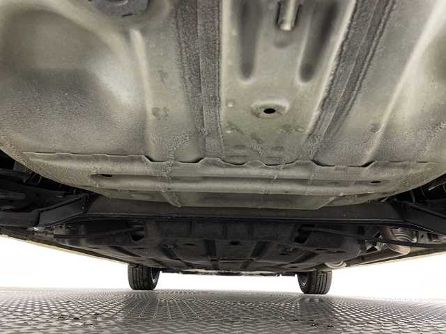 ホンダ フィット ハイブリット S ホンダセンシング 新潟県 2018(平30)年 3.9万km プレミアムイエローパールⅡ ホンダセンシング/純正SDナビ/　CD/DVD/Bluetooth/ フルセグTV/バックカメラ/レーダークルーズコントロール/LEDオートライト/フォグランプ/純正16インチアルミホイール/革巻きステアリング/ステアリングリモコン/パドルシフト/ウィンカーミラー/スマートキー/ビルトインETC