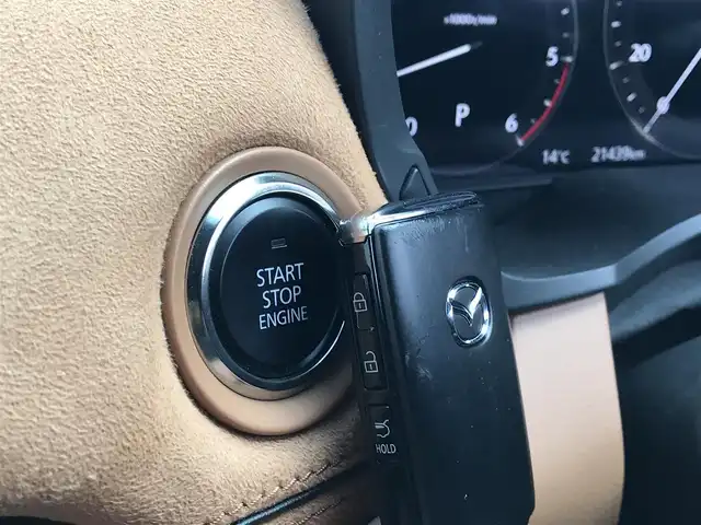 マツダ ＣＸ－６０ XD HV プレミアムスポーツ 富山県 2022(令4)年 2.2万km ソウルレッドクリスタルM 4WD/サンルーフ/純正ナビ/フルセグTV/Bluetooth/全周囲カメラ/ドライブレコーダー/衝突被害軽減ブレーキ/コーナーセンサー/レーンキープアシスト/ブラインドスポットモニター/レーダークルーズコントロール/ハーフレザーシート/メモリー付パワーシート/シートヒーター/電動リアゲート/ETC