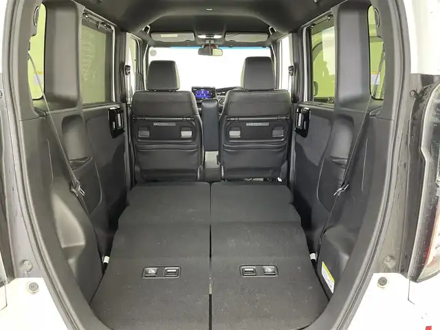 ホンダ Ｎ ＢＯＸ カスタム L ターボ 愛知県 2022(令4)年 3.2万km プラチナホワイトパール 純正ナビ/・CD/DVD/・FM/AM/・フルセグTV/・SD/・Music Rack/・USB/・iPod/・Bluetooth/主要装備/・バックカメラ/・レーダークルーズコントロール/・ホンダセンシング/(衝突被害軽減システム)/・両側パワースライドドア/・シートヒーター/・ＬＥＤヘッドライト/・サイドカーテンエアバッグ/・ハーフレザーシート/・電動パーキング/・フォグランプ/・コーナーセンサー/・横滑り防止装置