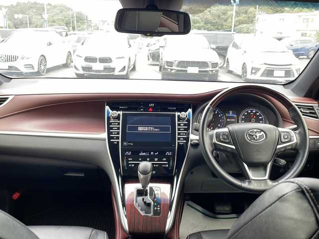トヨタ ハリアー プレミアム アドバンスドP 茨城県 2014(平26)年 6.9万km スパークリングブラックパールクリスタルシャイン プリクラッシュセーフティ/JBLプレミアムサウンドシステム/純正ナビ/　　CD/DVD/BD/BT/フルセグ/パノラミックビューモニター/パワーバックドア/レーダークルーズコントロール/LEDオートライト/オートマチックハイビーム/ハーフレザーシート/パワーシート/純正18インチアルミホイール/クリアランスソナー /おくだけ充電/ステアリングスイッチ/アイドリングストップ/スマートキー/ETC