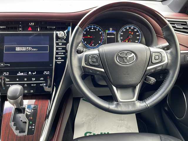 トヨタ ハリアー プレミアム アドバンスドP 茨城県 2014(平26)年 6.9万km スパークリングブラックパールクリスタルシャイン プリクラッシュセーフティ/JBLプレミアムサウンドシステム/純正ナビ/　　CD/DVD/BD/BT/フルセグ/パノラミックビューモニター/パワーバックドア/レーダークルーズコントロール/LEDオートライト/オートマチックハイビーム/ハーフレザーシート/パワーシート/純正18インチアルミホイール/クリアランスソナー /おくだけ充電/ステアリングスイッチ/アイドリングストップ/スマートキー/ETC