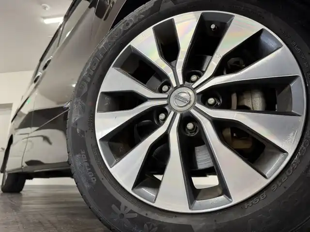日産 セレナ ハイウェイスター Vセレクション 三重県 2017(平29)年 6.5万km インペリアルアンバーP S-HYBRID/FF/インパネCVT/純正 9インチナビ MM517D-L/（iPod/SD/FM/AM/TV/USB/Bluetooth/CD/DVD/Blu-ray/MUSIC STOCKER/HDMI/ドラレコ/AUX）/・純正 11インチ 後席モニター/インテリジェント アラウンドビューモニター（移動物検知機能付）*1/両側 ハンズフリーオートスライドドア/ドライブレコーダー 前方/ビルトイン ETC/安全/【OP】セーフティパックB*1/・プロパイロット/・踏み間違い衝突防止アシスト/・インテリジェント パーキングアシスト/・標識検知機能/・インテリジェント DA（ふらつき警報）/・フロント & バックソナー/・インテリジェント LI（車線逸脱防止支援システム）/・LDW（車線逸脱警報）/装備/・【OP】プレミアムインテリア/・前後 オートエアコン/・オートライト/・LEDヘッドライト/・フロントフォグライト/・インテリジェント ルームミラー*1（デジタルインナーミラー）/・電動パーキングブレーキ＋ブレーキホールド*1/・ヒーター付ドアミラー*1/・ステアリングスイッチ*1/・純正16inAW/・保/取/ナビ取/・スマートキーx2/など/*1…セーフティパックBの装備